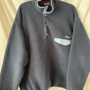 Patagonia Navy Fleece Men's Sweater